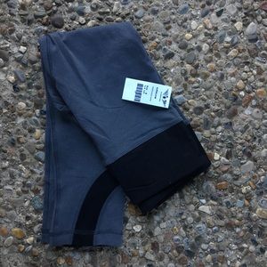 Hardtail Forever Grey Black Capri Yoga Size l S